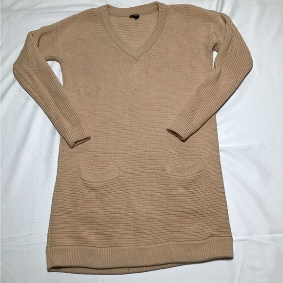 Club Monaco Dresses & Skirts - * Club Monaco long sleeve wool camel color sweater dress. Large
